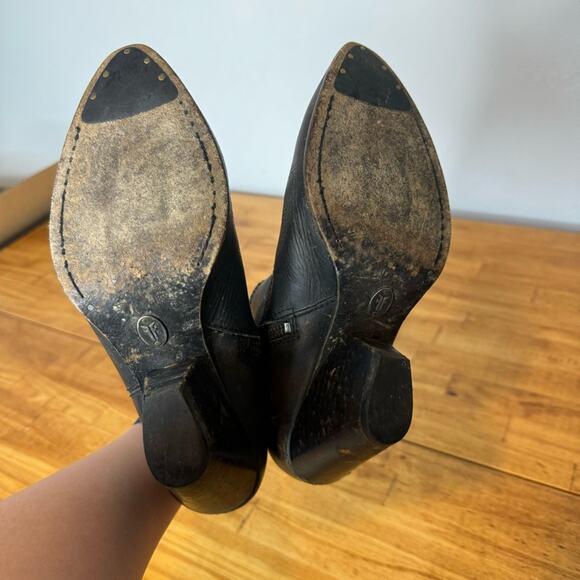 Frye Reina Distressed Dark Brown Leather Side Zip Western Ankle Boots Size 6.5 - Picture 7 of 7